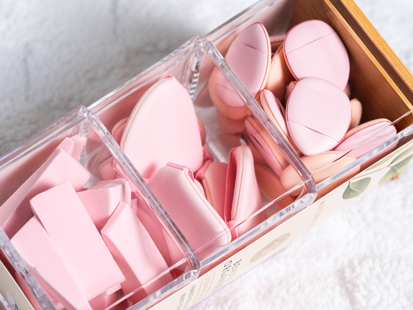 BEAUTY ORGANIZER + BEAUTY SPONGES