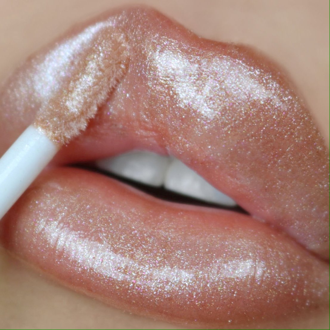 HOT SHOT - 6 ULTRA DAZZLE LIPGLOSS