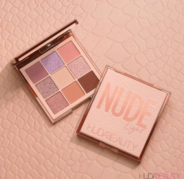 NUDE LIGHT OBSESSIONS