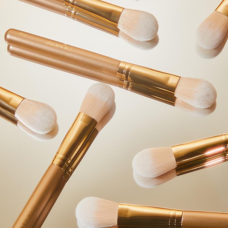 MEDIUM FLUFF - MAKEUP BRUSH