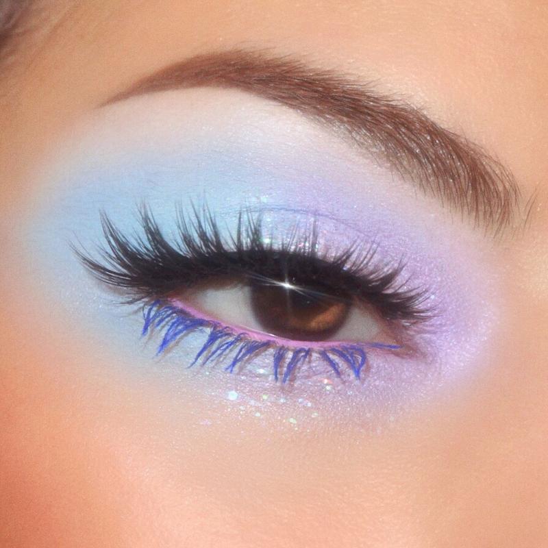 IN A TRANCE PALETTE