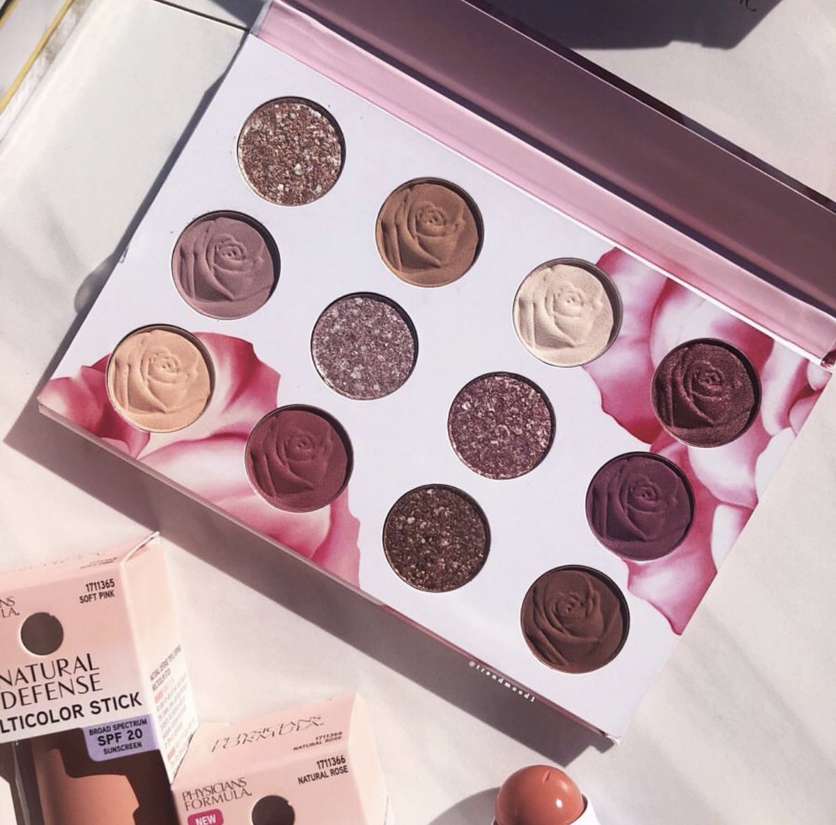 ROSÉ ALL PLAY EYESHADOW PALETTE