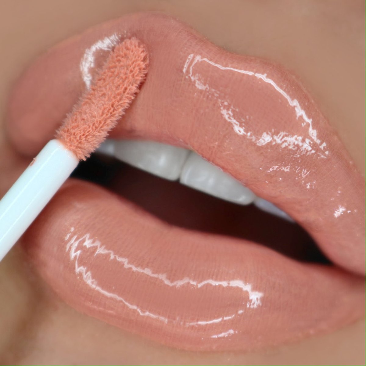 WHIPPED - 11 ULTRA DAZZLE LIPGLOSS
